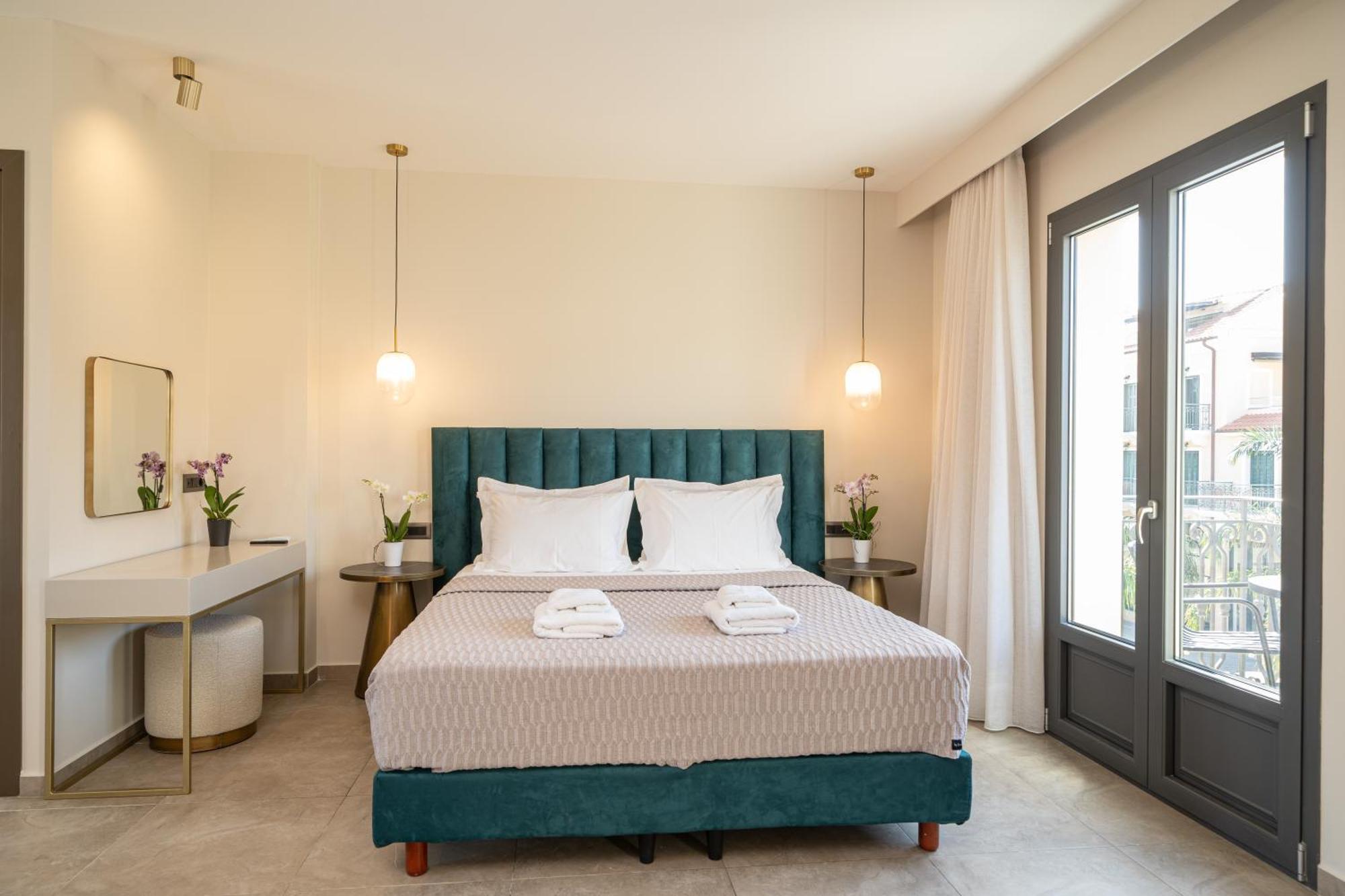 Kantada Central Suite Аргостолион Экстерьер фото